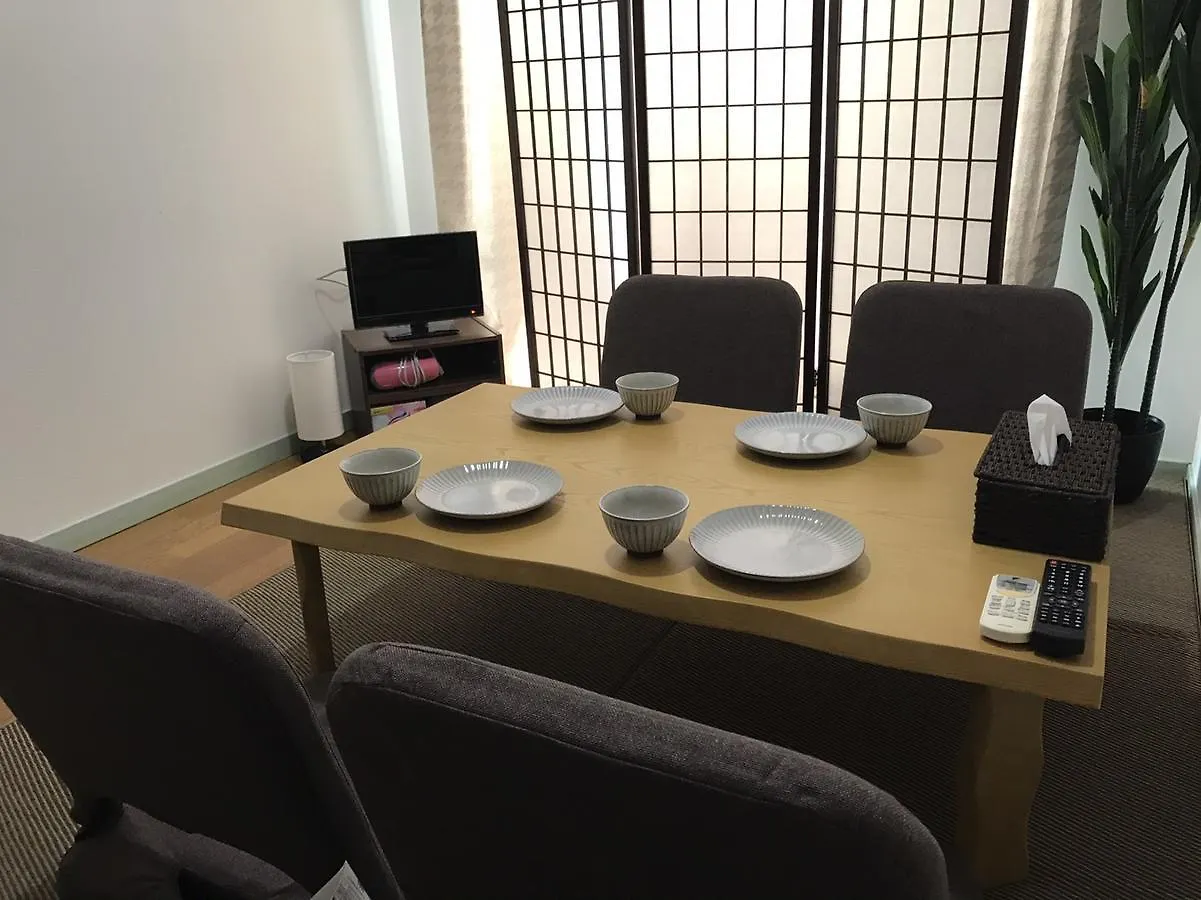 Lägenhet Guest House Nishijin Inn Fukuoka