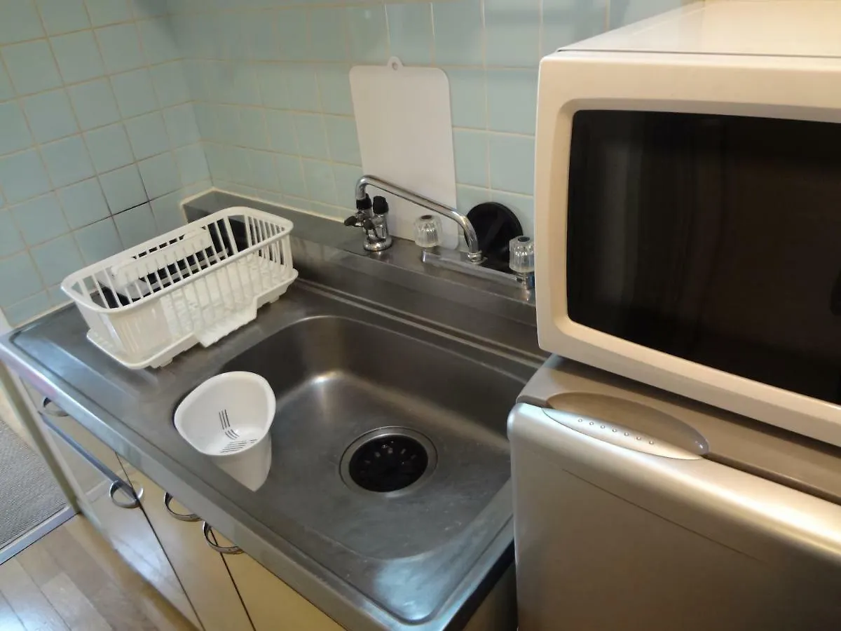 Lägenhet Guest House Nishijin Inn Fukuoka